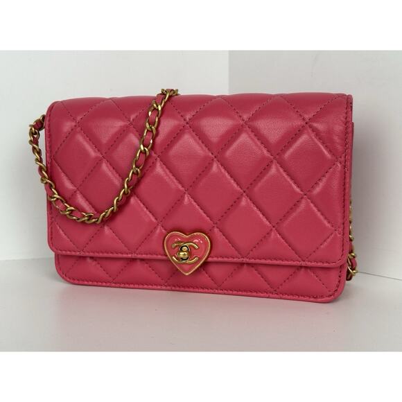 Chanel Heart Wallet on Chain Pink Leather with Gold Hardware C-6 - Picture 1 of 16